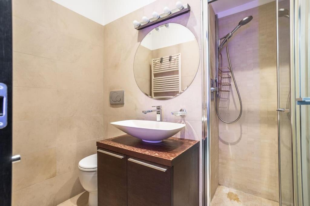 Charme & Luxe 2 Bedroom Center Lejlighed